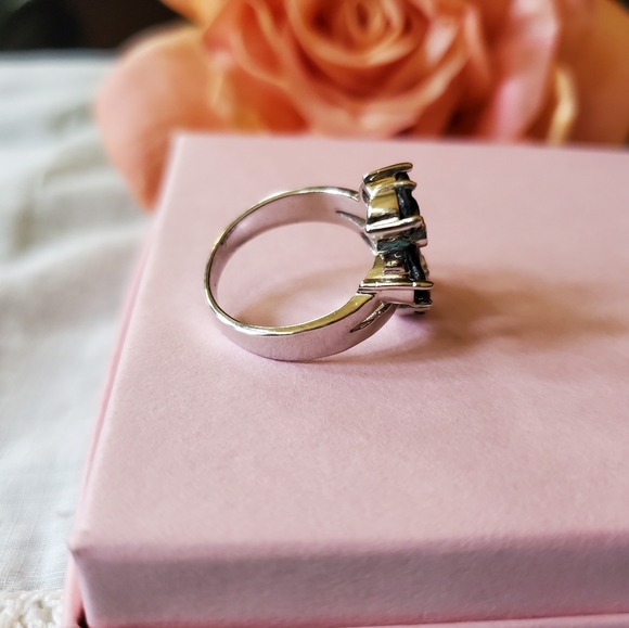 Sterling Silver 925 Blue Topaz Black Sapphire Ring Flower Floral SIZE 7.75 J-475 - Picture 6 of 12